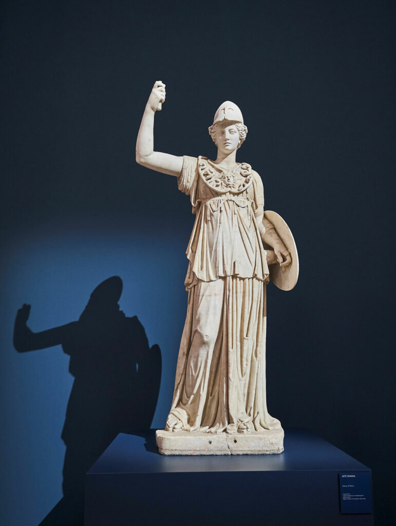 Statua di Atena